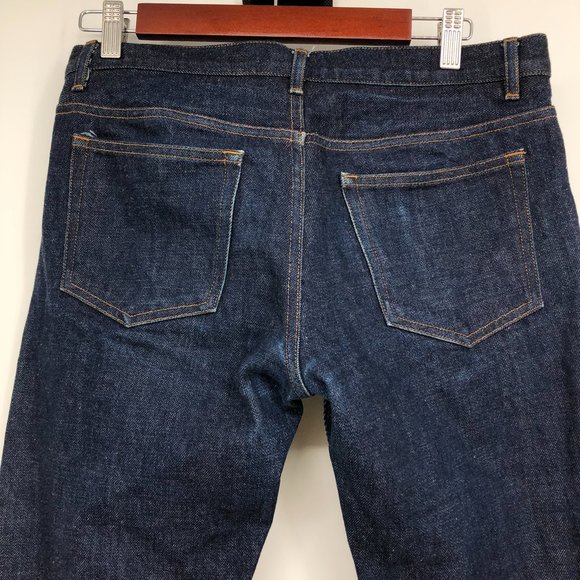 A.P.C. Petit New Standard Unisex fitted jeans button fly in Raw dark Indigo 30 - Picture 11 of 16